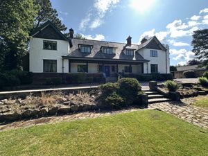 Photo 17- click for photo gallery